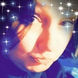 Meet your Posher, Desirae